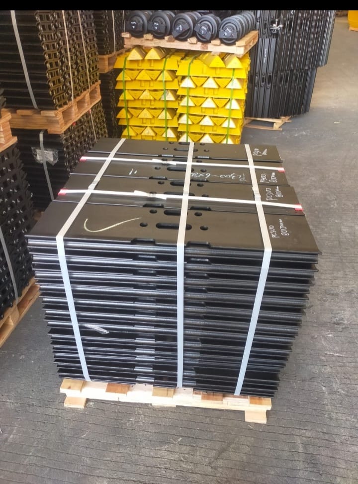 Track Shoe Plate PC300 800mm (Triple Grouser)